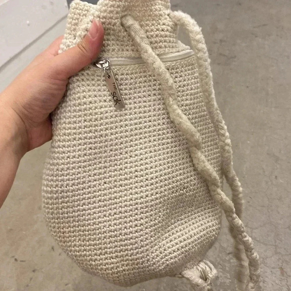 The Sak crochet backpack - Picture 3 of 5